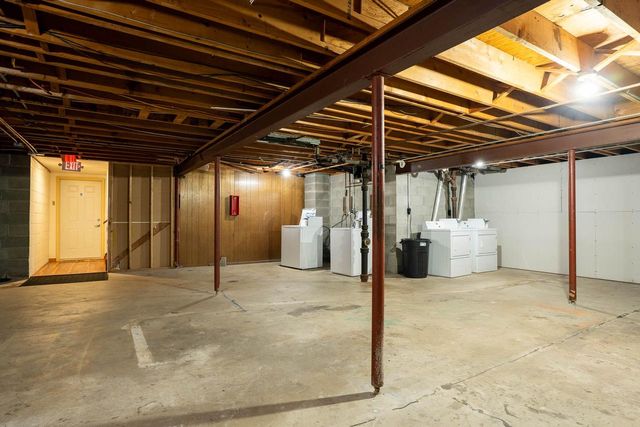 802 7th STREET S, La Crosse, WI 54601