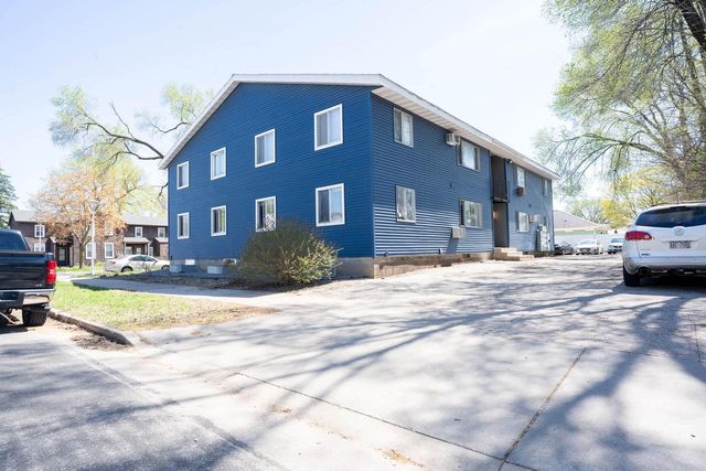 802 7th STREET S, La Crosse, WI 54601