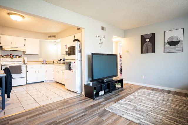 802 7th STREET S, La Crosse, WI 54601
