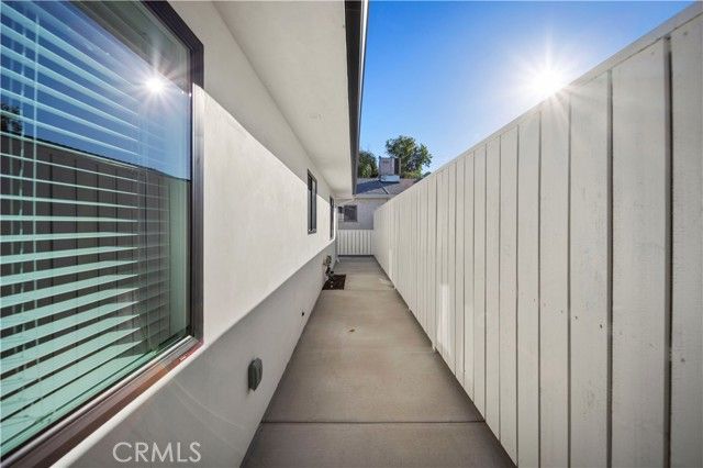 10323 Eldora, Sunland (los Angeles), CA 91040