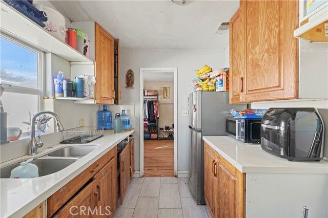 10323 Eldora, Sunland (los Angeles), CA 91040