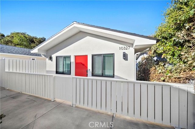 10323 Eldora, Sunland (los Angeles), CA 91040