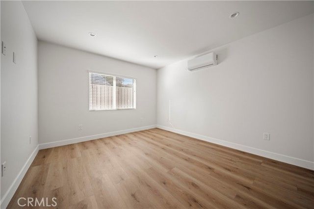 10323 Eldora, Sunland (los Angeles), CA 91040