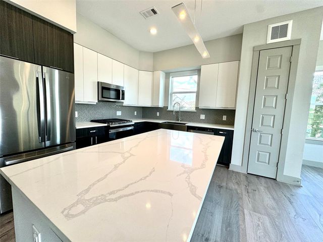 401 W 25th St Street 1144, Houston, TX 77008