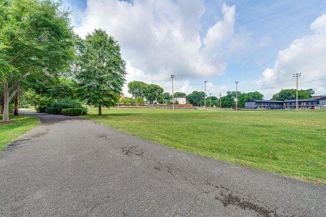 316 Van Buren St, Nashville, TN 37208