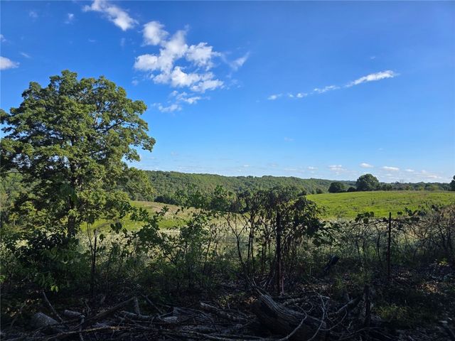 18552 Boat Dock Road, Omaha, AR 72662