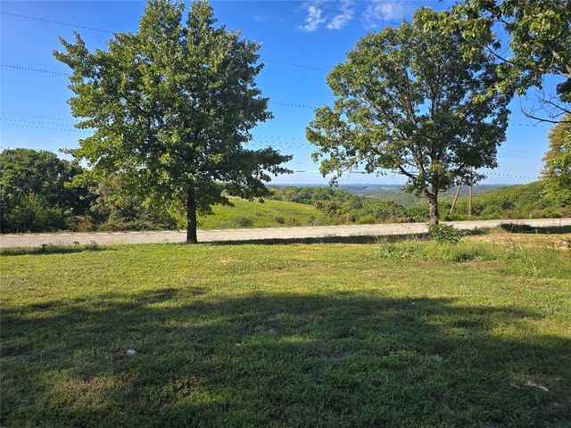 18552 Boat Dock Road, Omaha, AR 72662