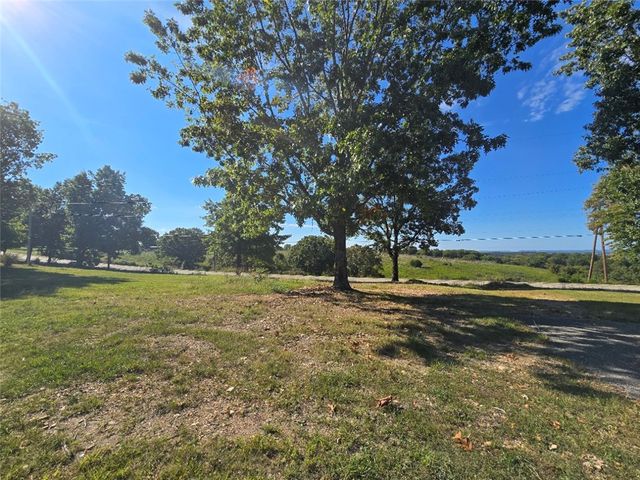 18552 Boat Dock Road, Omaha, AR 72662