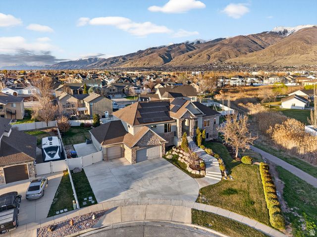 1882 W OLD FORT CIR, Farmington, UT 84025