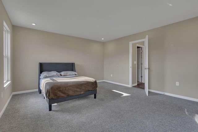 7490 Sugarbark Court, Canal Winchester, OH 43110