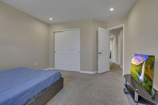 7490 Sugarbark Court, Canal Winchester, OH 43110