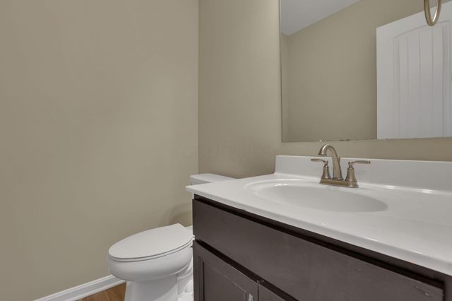 7490 Sugarbark Court, Canal Winchester, OH 43110