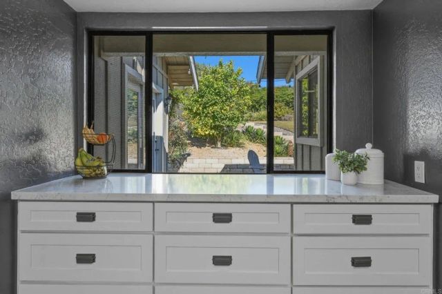 929 Pepper Tree Lane, Fallbrook, CA 92028