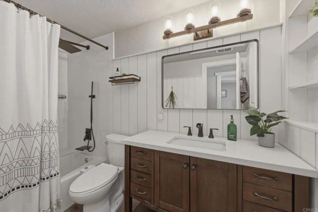 929 Pepper Tree Lane, Fallbrook, CA 92028