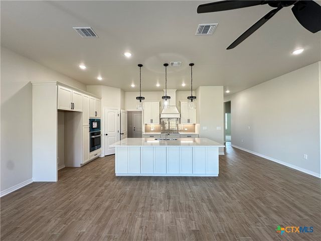 130 Lasso Loop, Lorena, TX 76655