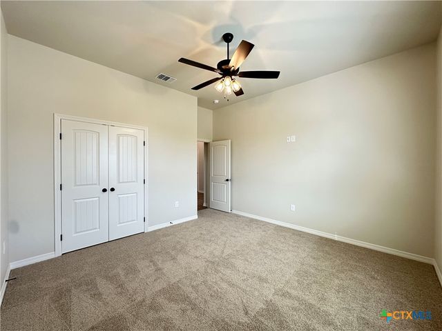 130 Lasso Loop, Lorena, TX 76655