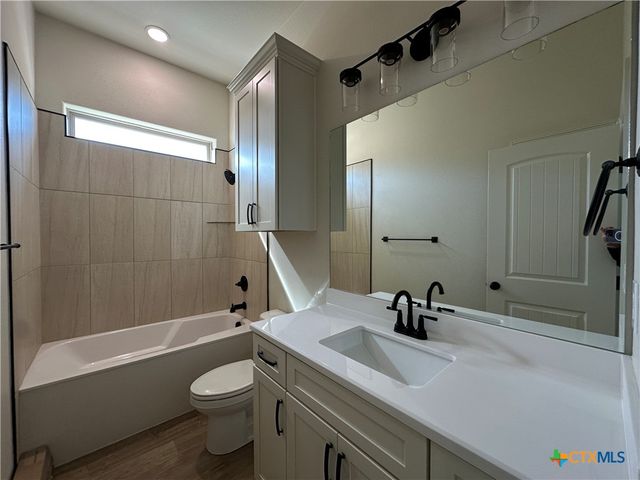 130 Lasso Loop, Lorena, TX 76655