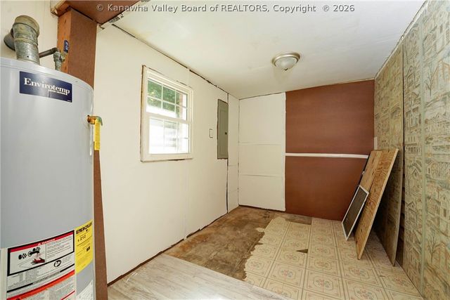 598 John Street, St Albans, WV 25177