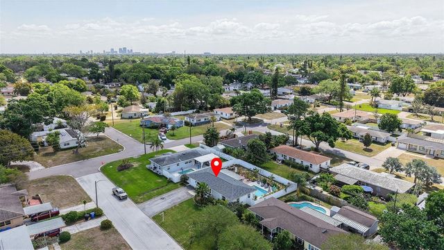 5214 25TH AVENUE N, St Petersburg, FL 33710