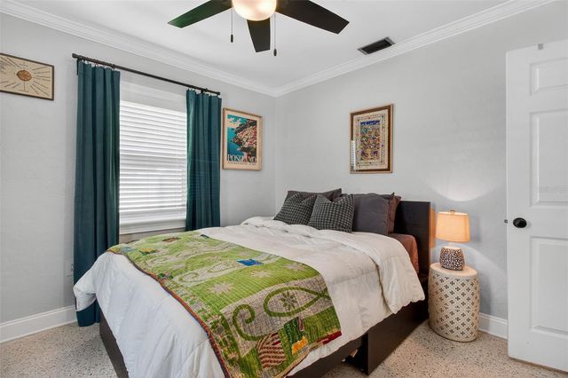 5214 25TH AVENUE N, St Petersburg, FL 33710