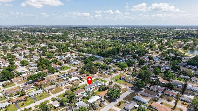 5214 25TH AVENUE N, St Petersburg, FL 33710