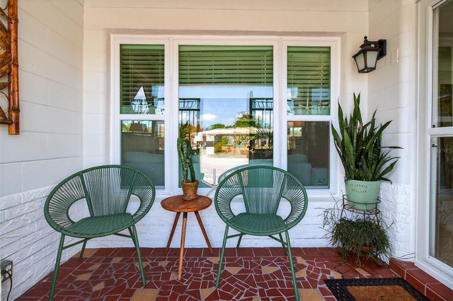 5214 25TH AVENUE N, St Petersburg, FL 33710