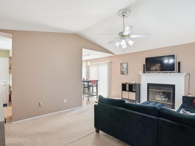 7652 Woodview Drive, Waterford Twp, MI 48327