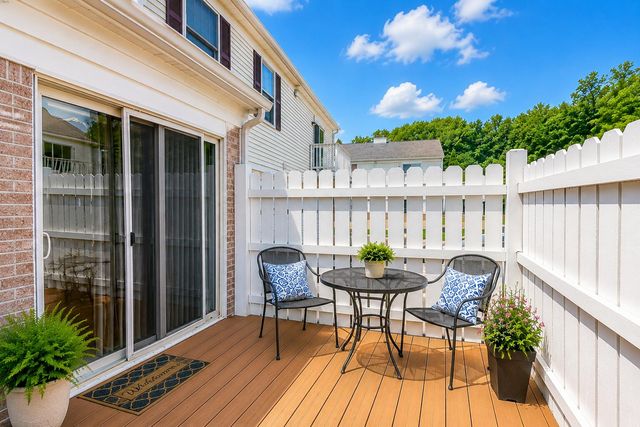 7652 Woodview Drive, Waterford Twp, MI 48327