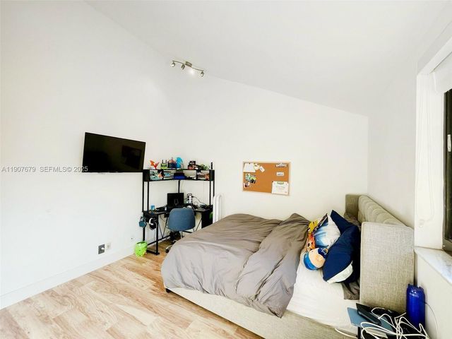 20444 NE 34th Court 12, Aventura, FL 33180