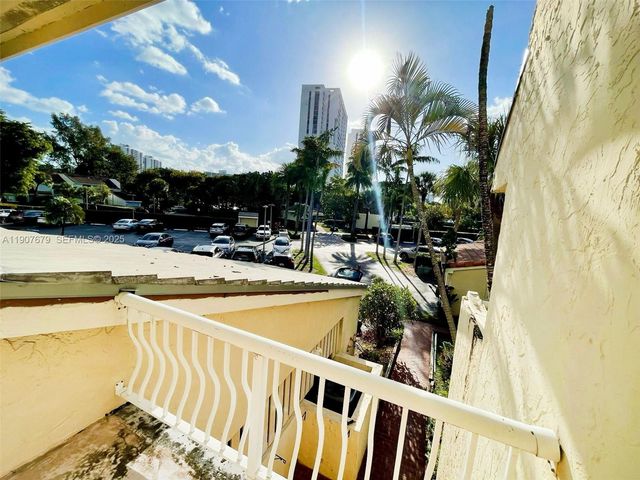 20444 NE 34th Court 12, Aventura, FL 33180