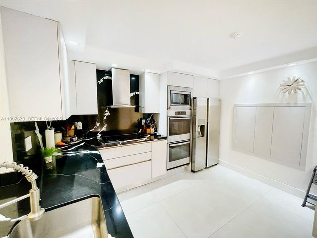 20444 NE 34th Court 12, Aventura, FL 33180