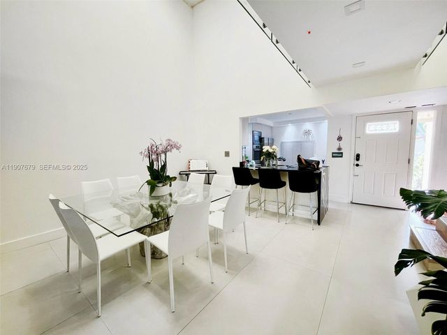 20444 NE 34th Court 12, Aventura, FL 33180
