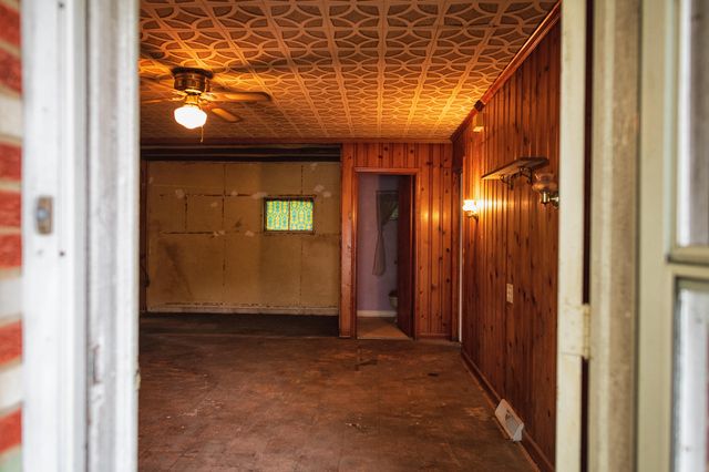 5405 Roanoke RD, Troutville, VA 24175