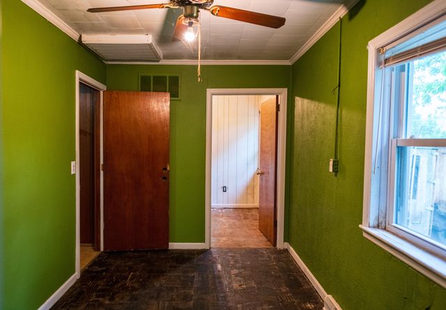 5405 Roanoke RD, Troutville, VA 24175