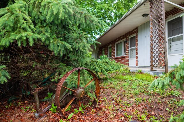 5405 Roanoke RD, Troutville, VA 24175
