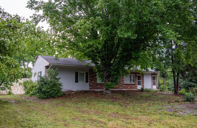 5405 Roanoke RD, Troutville, VA 24175
