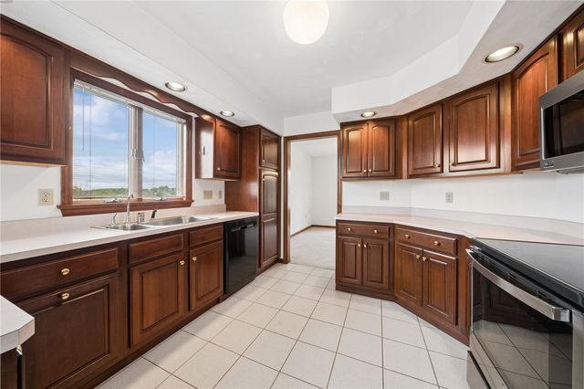 125 Cool Springs Lane, Penn Twp, PA 15636