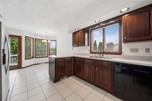 125 Cool Springs Lane, Penn Twp, PA 15636