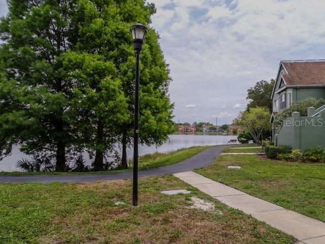 9584 LAKE CHASE ISLAND WAY 958, Tampa, FL 33626