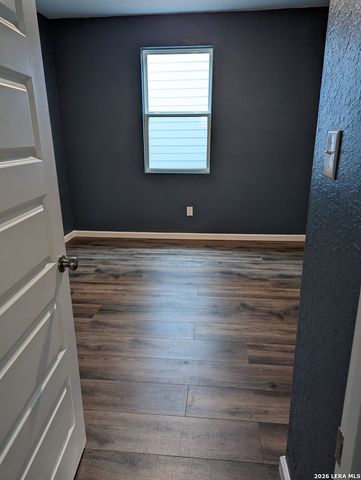 5831 Hematite Rim, San Antonio, TX 78222