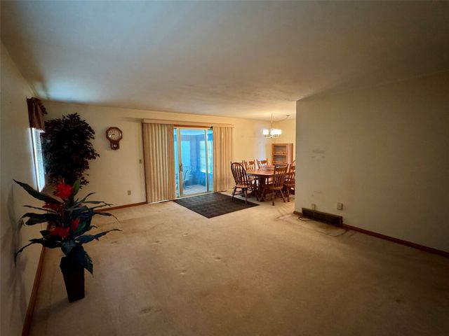3651 DELMAR Drive, Millcreek, PA 16506