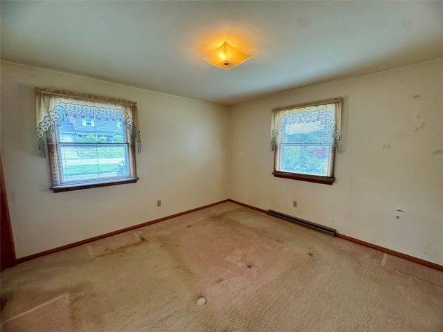3651 DELMAR Drive, Millcreek, PA 16506