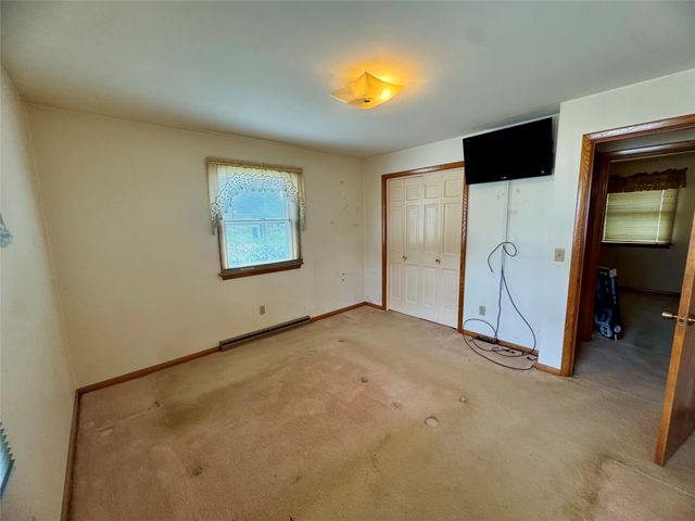 3651 DELMAR Drive, Millcreek, PA 16506