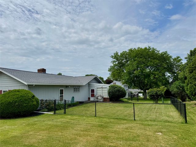 3651 DELMAR Drive, Millcreek, PA 16506