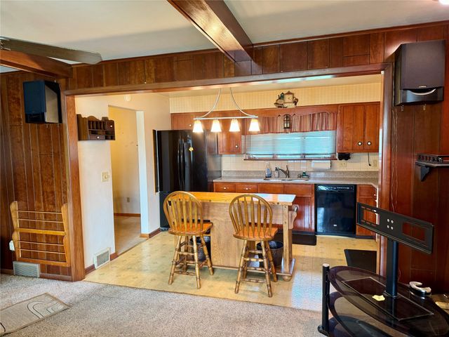 3651 DELMAR Drive, Millcreek, PA 16506
