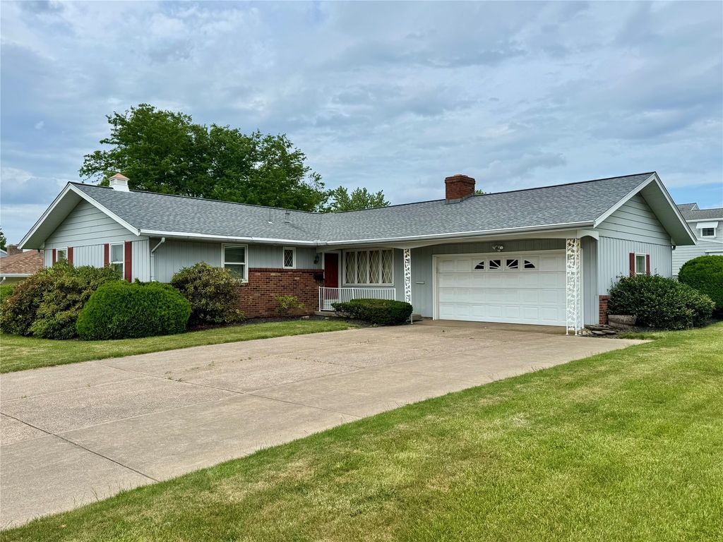 3651 DELMAR Drive, Millcreek, PA 16506