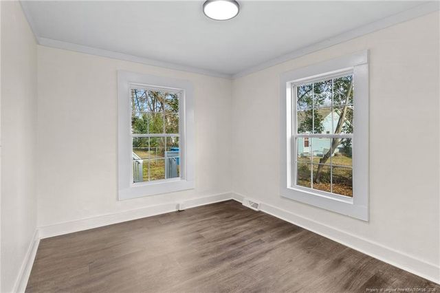 704 S Elm Avenue, Dunn, NC 28334