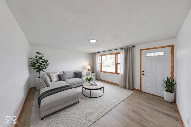 1304 Douglas Lane, Anderson, IN 46017