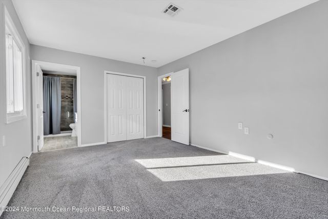 8 Venezia Street, Toms River, NJ 08757