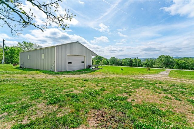 3648 and 3644 W Highway 62, Berryville, AR 72616